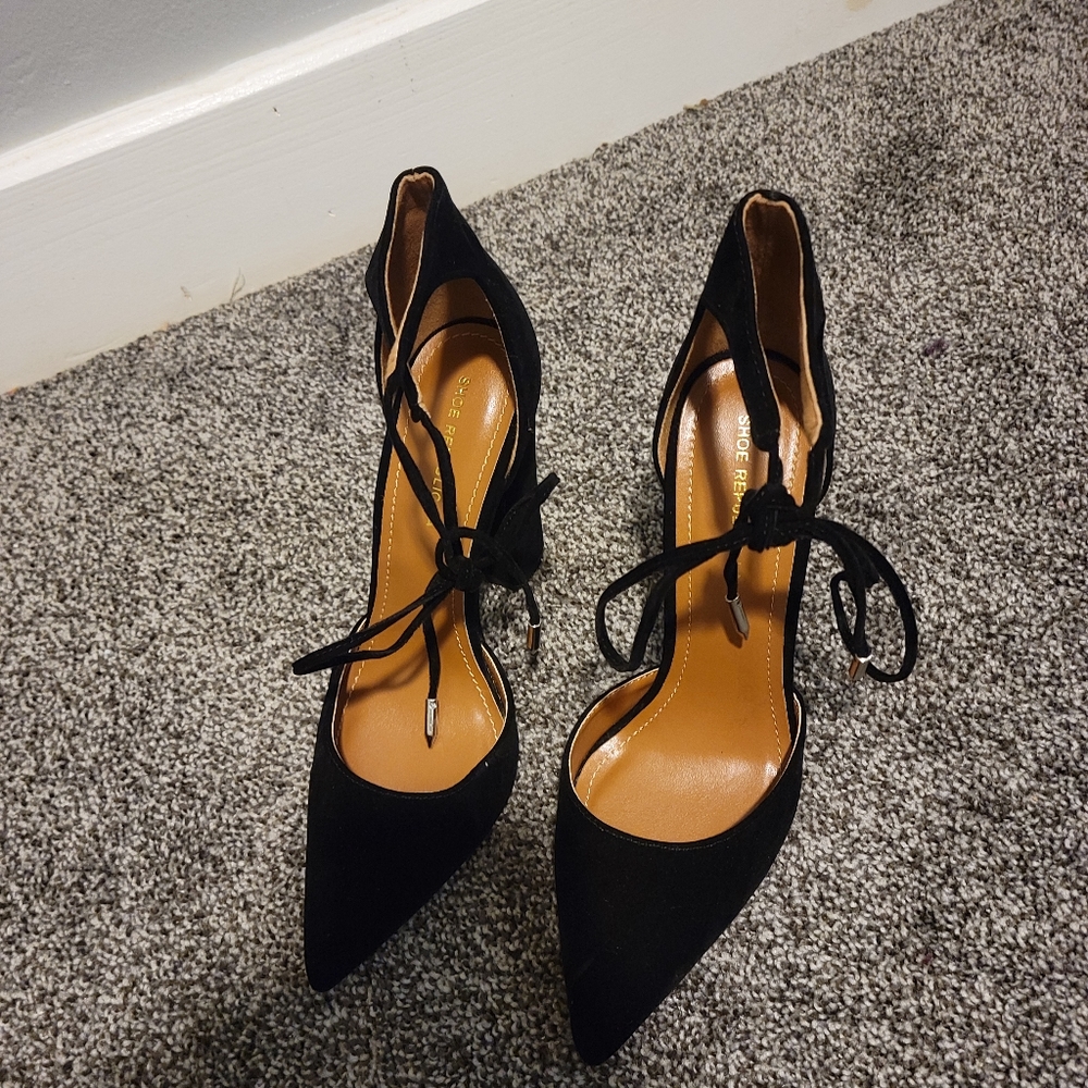 NEW: Velvet Heel